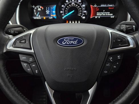 Used 2020 Ford Edge Titanium w/ Equipment Group 301A image 17