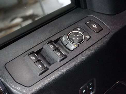 Used 2020 Ford F350 Lariat w/ Chrome Package AWD/4WD image 13