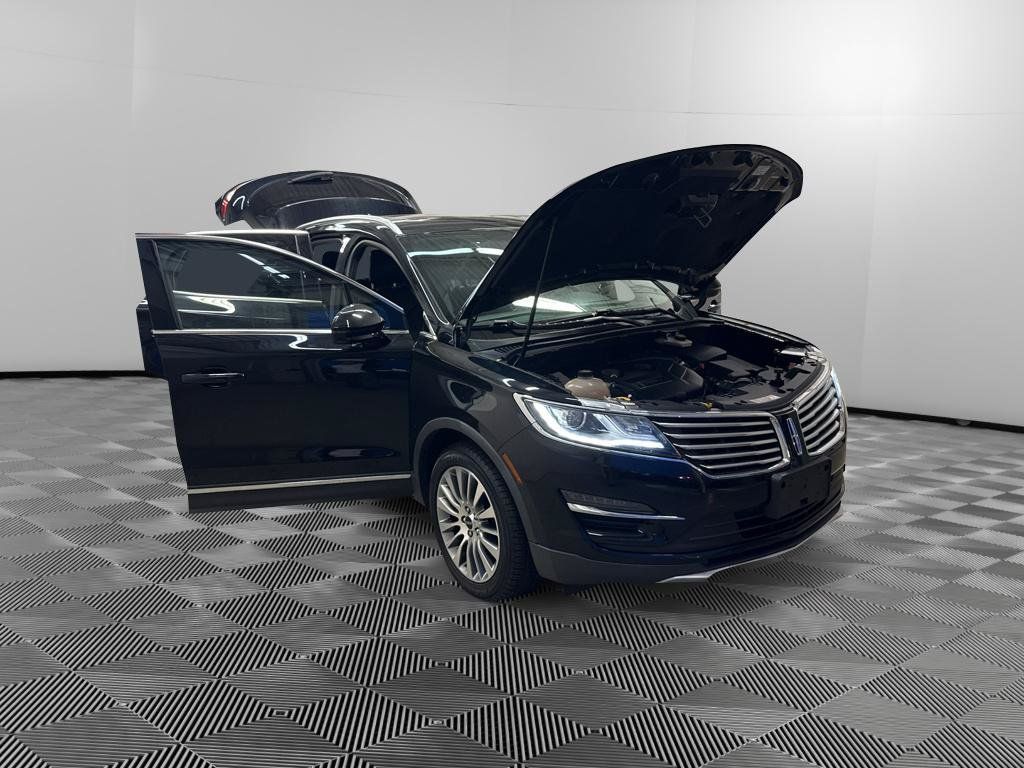 Used 2018 Lincoln MKC Reserve w/ Lincoln MKC Climate Package AWD/4WD image 9