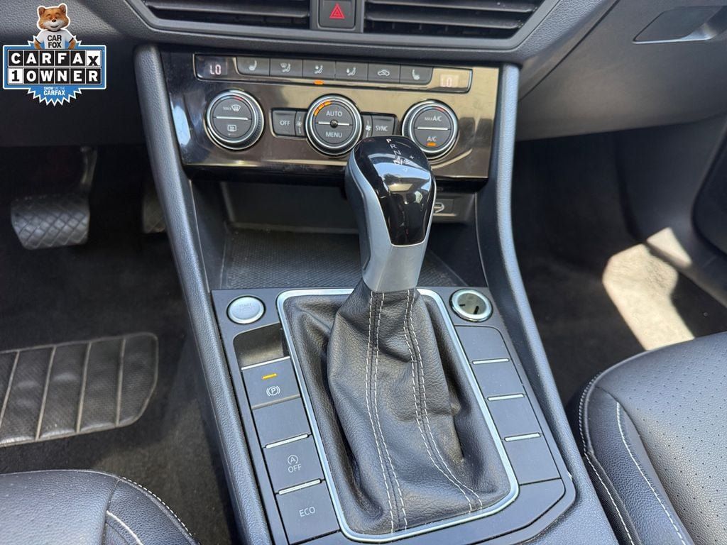 Used 2024 Volkswagen Jetta SE FWD image 14