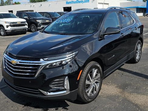 Used 2023 Chevrolet Equinox Premier FWD image 3