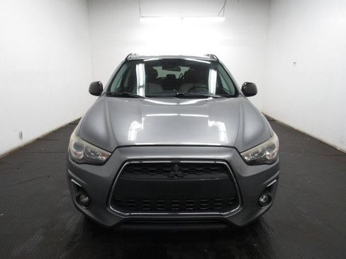 Used 2013 Mitsubishi Outlander Sport LE AWD/4WD image 2