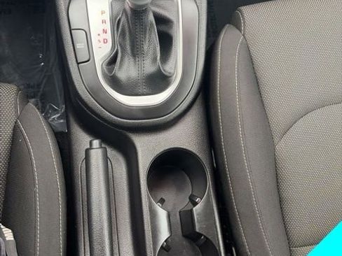 Used 2024 Kia Forte LXS image 26