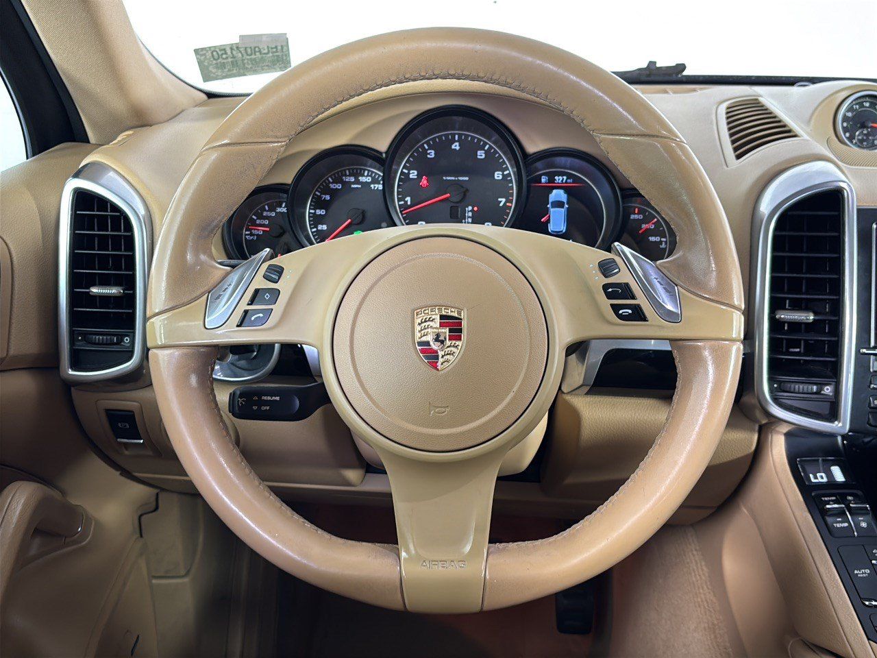 Used 2014 Porsche Cayenne Platinum Edition AWD/4WD image 10
