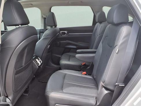 New 2025 Kia Sorento EX w/ EX Panoramic Sunroof Package image 22