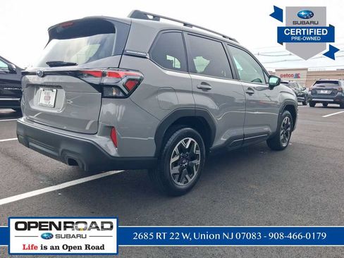 Used 2026 Subaru Forester Premium AWD/4WD image 3
