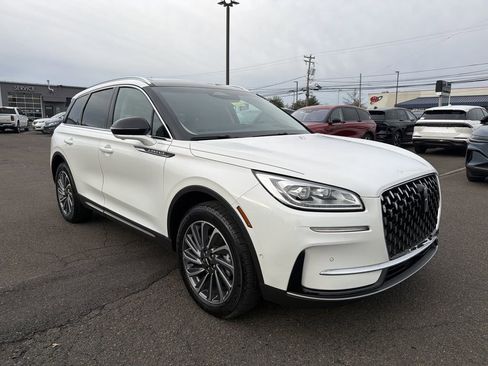 Certified 2024 Lincoln Corsair Reserve w/ Equipment Group 202A image 7