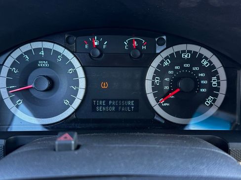 Used 2011 Ford Escape XLT image 22