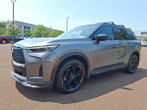 Certified 2026 INFINITI QX60 Sport w/ Dark Cargo Package AWD/4WD image 3