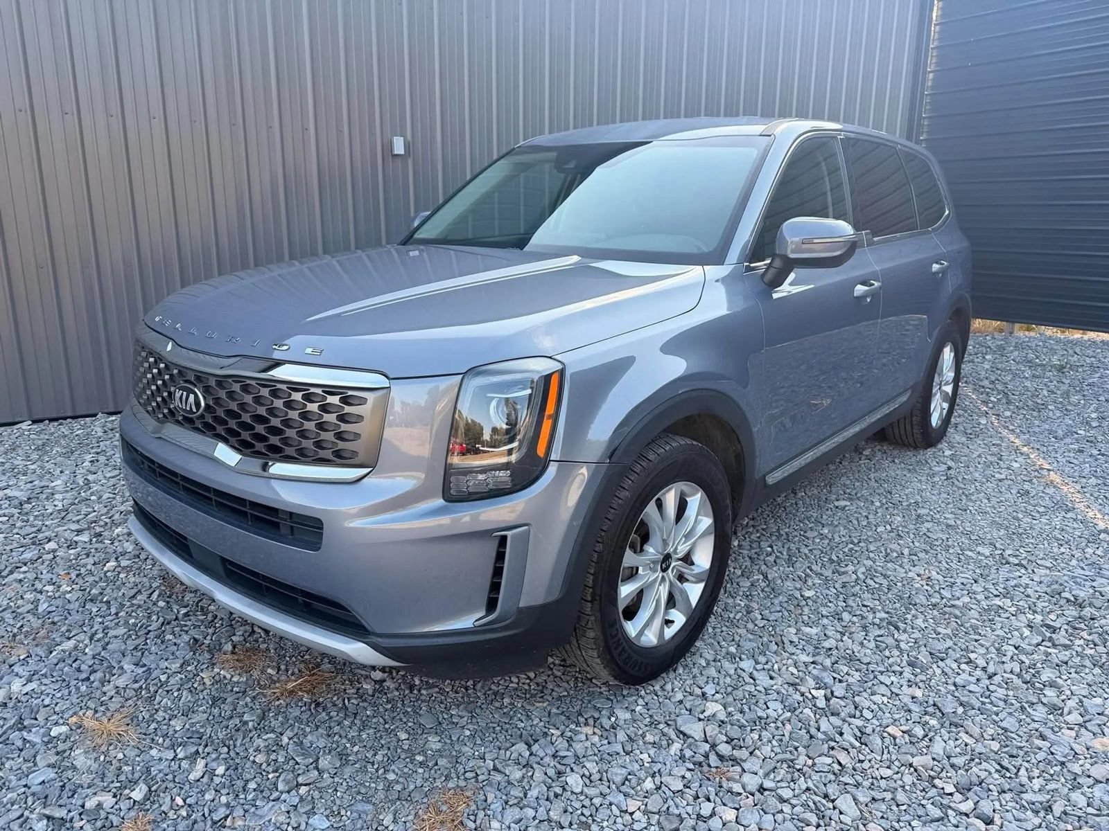 Used 2021 Kia Telluride LX FWD image 1