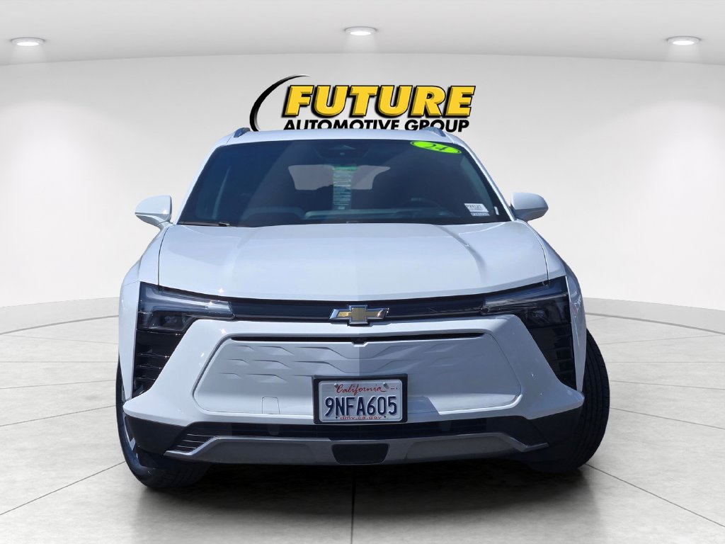 Used 2024 Chevrolet Blazer EV LT AWD/4WD image 2