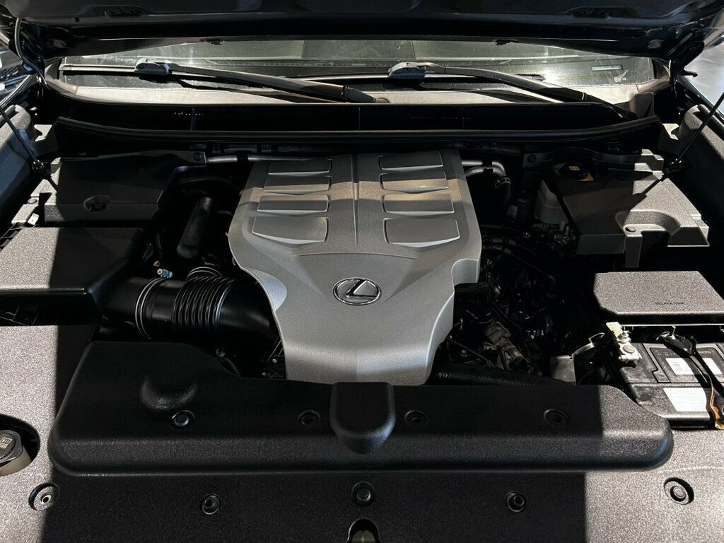 Used 2019 Lexus GX 460 w/ Navigation Package AWD/4WD image 34