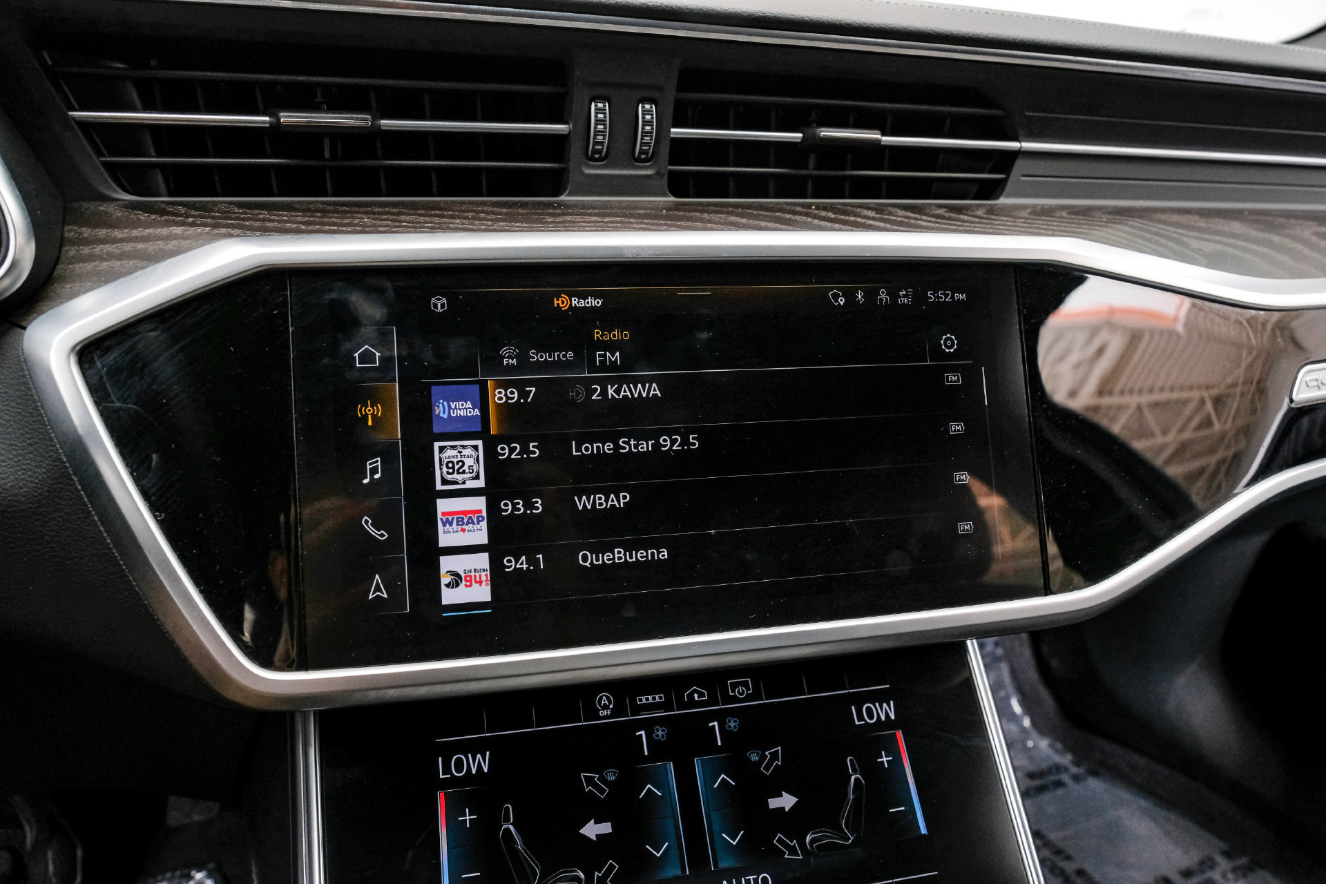 Used 2023 Audi A6 Premium Plus w/ Premium Plus Package AWD/4WD image 32