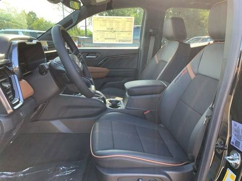 New 2025 GMC Canyon AT4 image 12