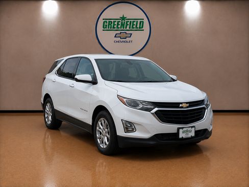 Used 2018 Chevrolet Equinox LT FWD image 1