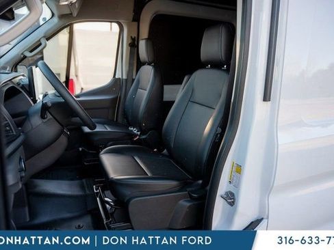 New 2026 Ford Transit 250 148 Medium Roof w/ Load Area Protection Package RWD image 4