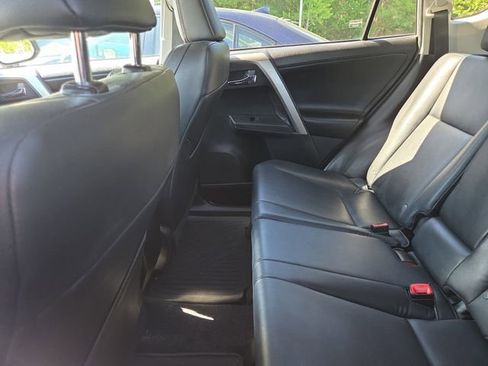 Used 2014 Toyota RAV4 Limited w/ Technology Package AWD/4WD image 10