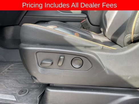 Used 2022 GMC Yukon AT4 AWD/4WD image 22