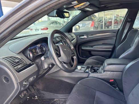 Used 2017 Chrysler 300 S w/ 300S Premium Group image 10