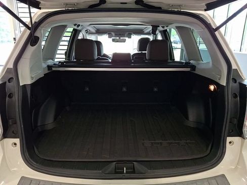 Used 2018 Subaru Forester 2.5i Touring w/ Popular Package #3B AWD/4WD image 29