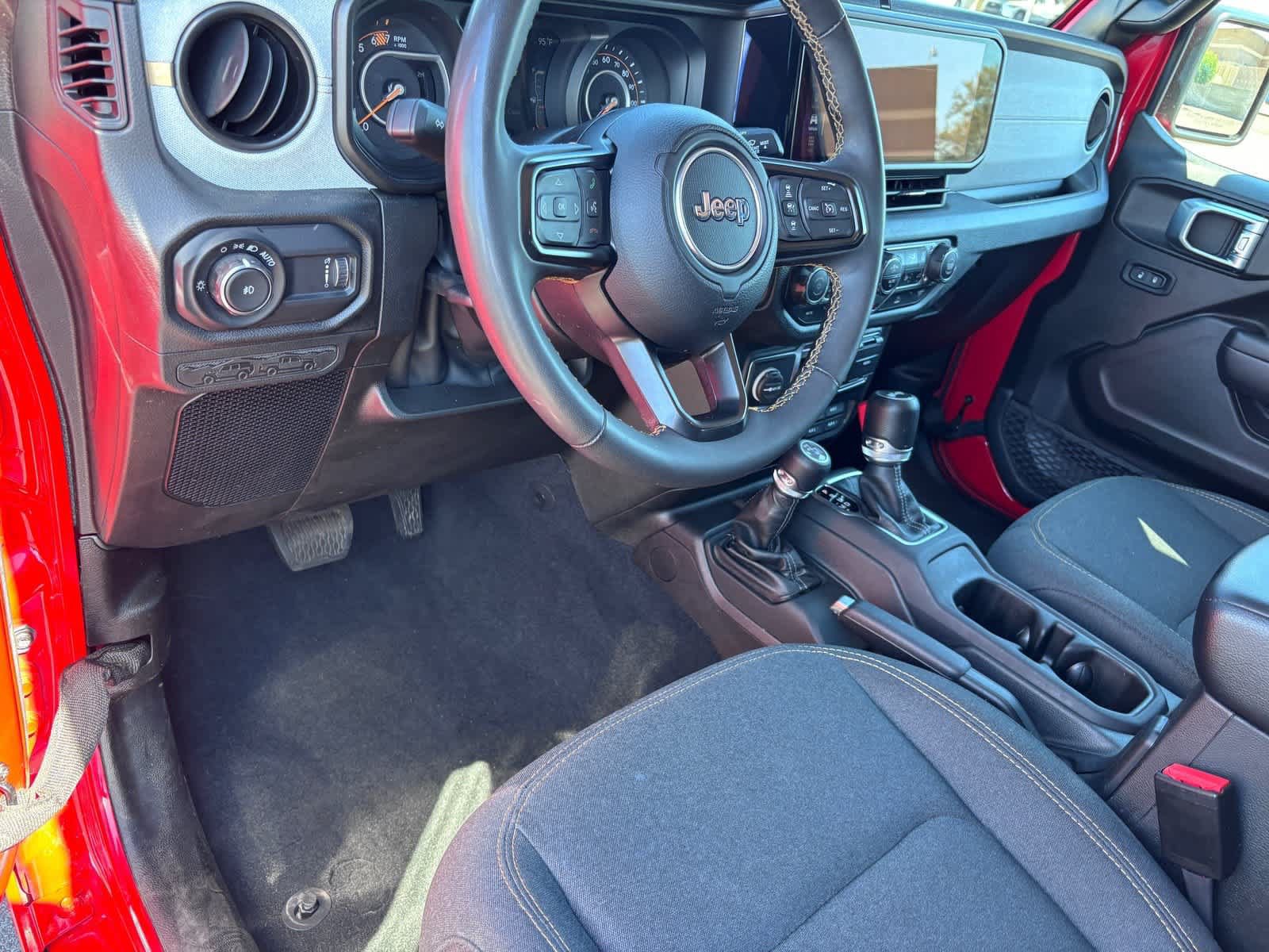 Used 2024 Jeep Wrangler Unlimited Sport AWD/4WD image 17