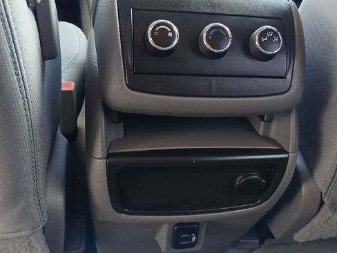 Used 2017 Chevrolet Traverse LS image 20