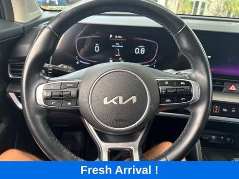Used 2023 Kia Sportage EX FWD image 6