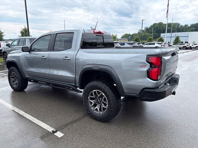 New 2026 Chevrolet Colorado ZR2 w/ Technology Package AWD/4WD image 3