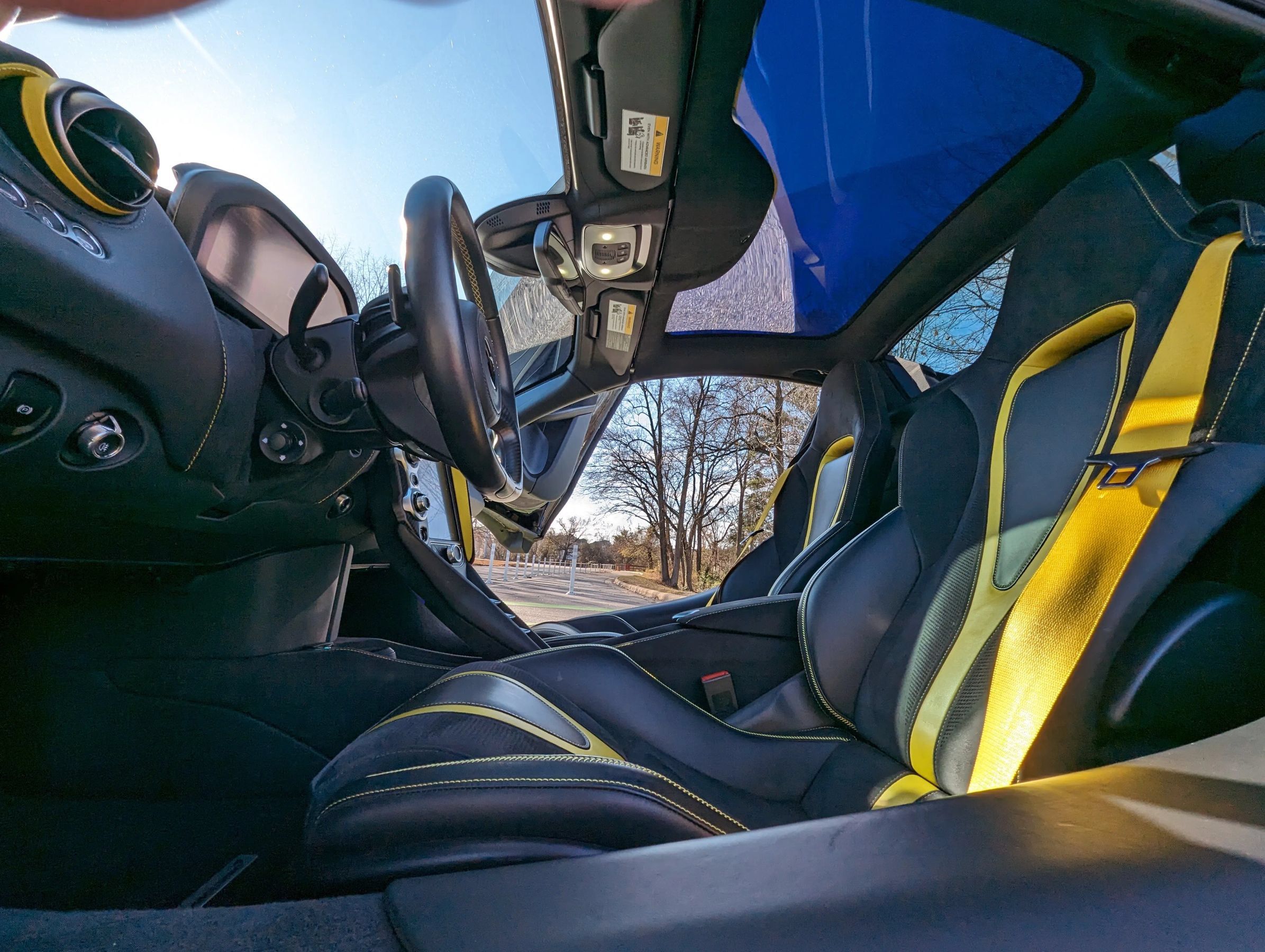 Used 2021 McLaren 720S Luxury RWD image 31