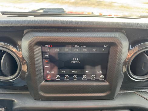 Used 2022 Jeep Wrangler Unlimited Sport image 27