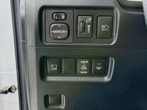 Used 2024 Toyota 4Runner Limited image 11