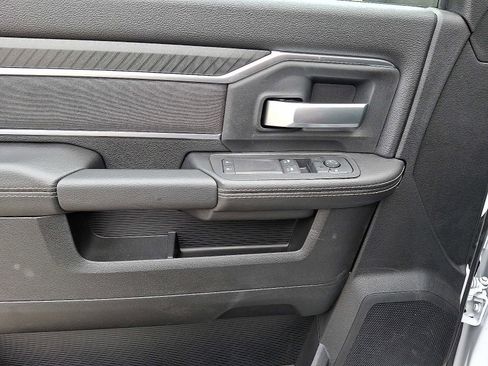 New 2026 RAM 5500 4x4 Regular Cab image 8