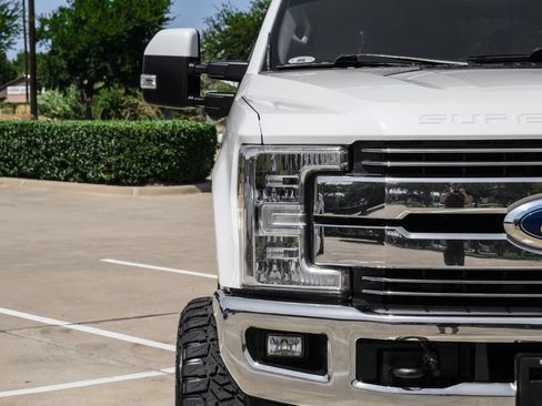 Used 2019 Ford F250 Lariat w/ Lariat Ultimate Package AWD/4WD image 51