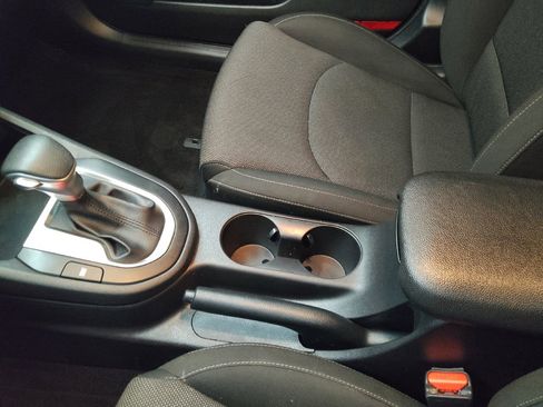 Used 2022 Kia Forte Sedan FWD image 26