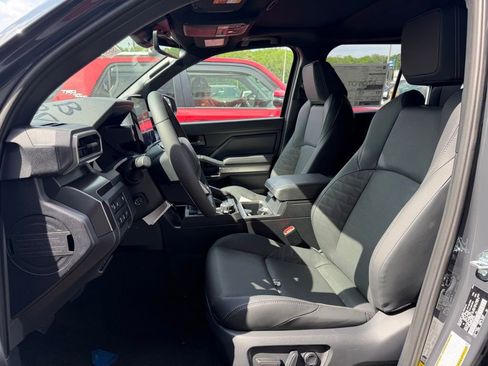 New 2026 Toyota 4Runner TRD Off-Road Premium AWD/4WD image 7