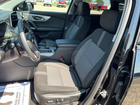 Used 2025 Chevrolet Blazer LT AWD/4WD image 27