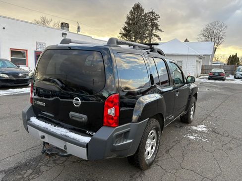 Used 2010 Nissan Xterra X image 4