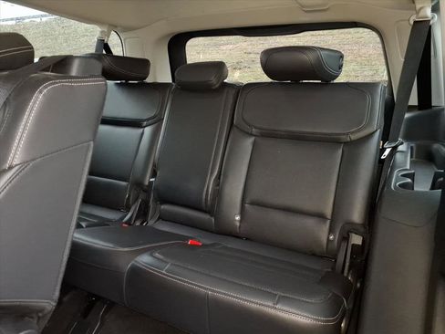 Used 2025 Ford Expedition Max Platinum image 10