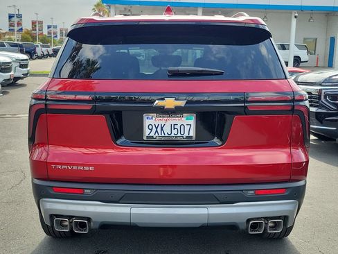 Used 2026 Chevrolet Traverse LT FWD image 24