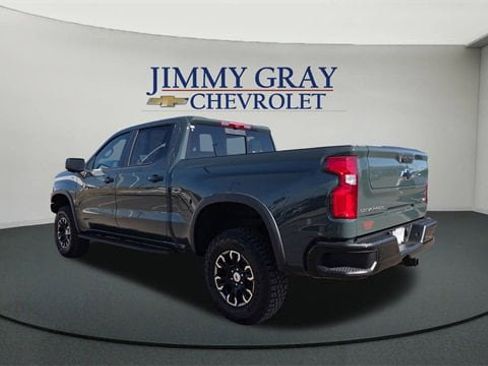 New 2026 Chevrolet Silverado 1500 ZR2 w/ LPO, Dark Essentials Package image 5