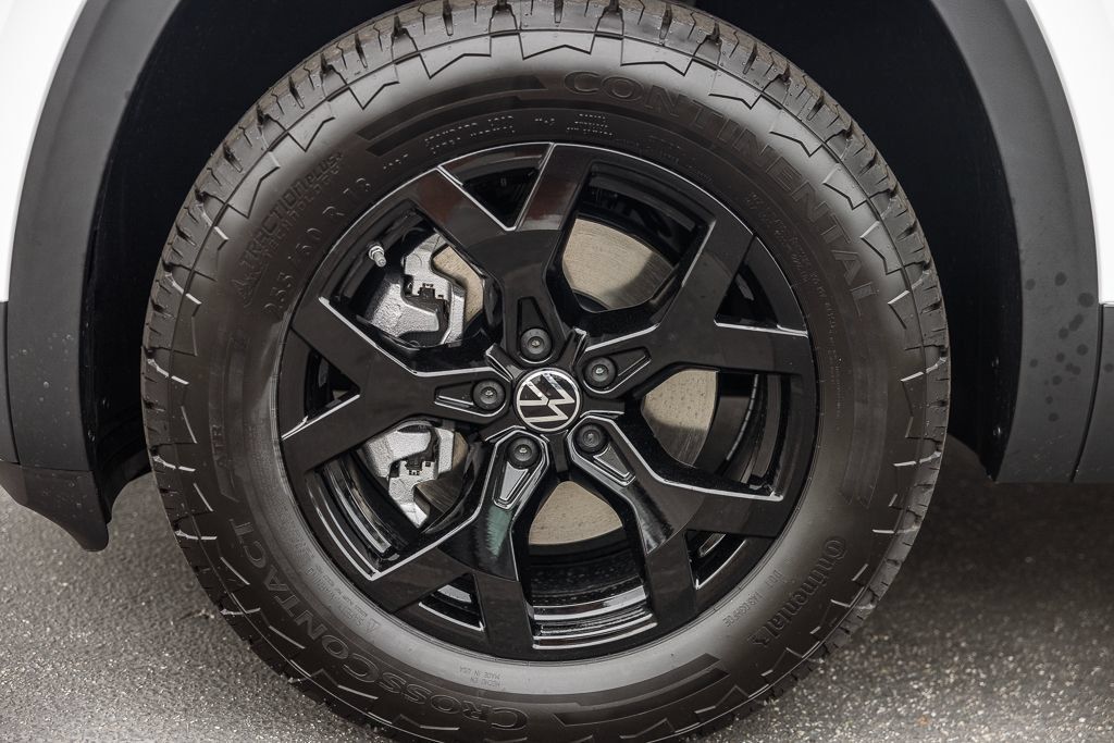 New 2026 Volkswagen Atlas Peak Edition AWD/4WD image 5