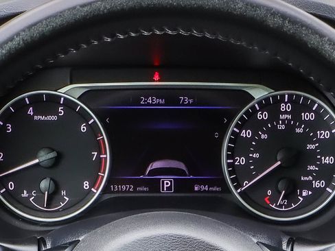 Used 2022 Nissan Sentra SV w/ Trunk Package FWD image 6