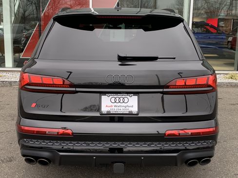 New 2026 Audi SQ7 Prestige image 7