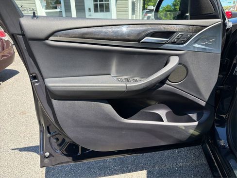 Used 2019 BMW X3 xDrive30i w/ M Sport Package 2 AWD/4WD image 23