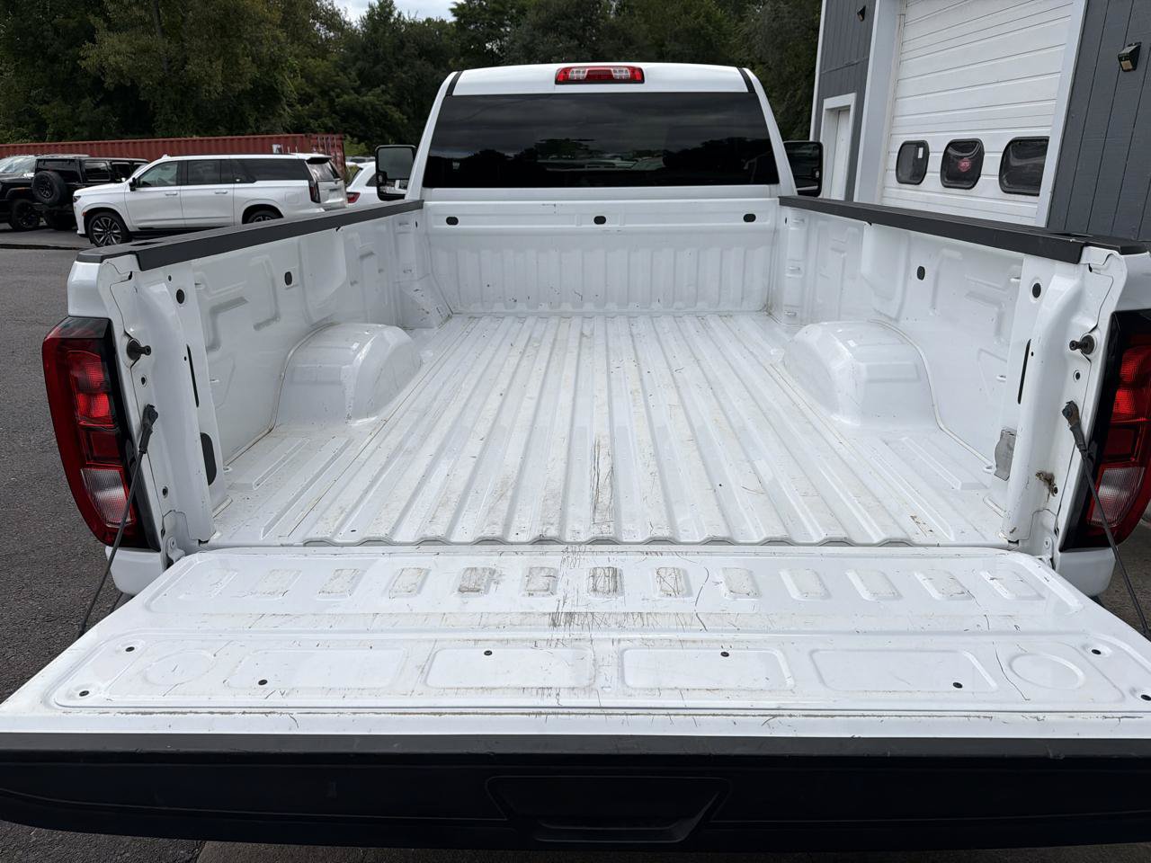 Used 2024 GMC Sierra 3500 Pro w/ Convenience Package AWD/4WD image 22