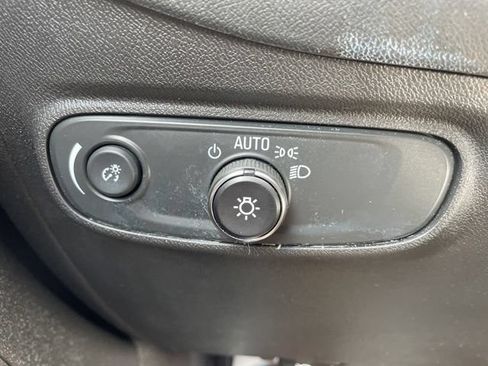 Used 2024 Chevrolet Equinox LT w/ LPO, Floor Liner Package FWD image 17