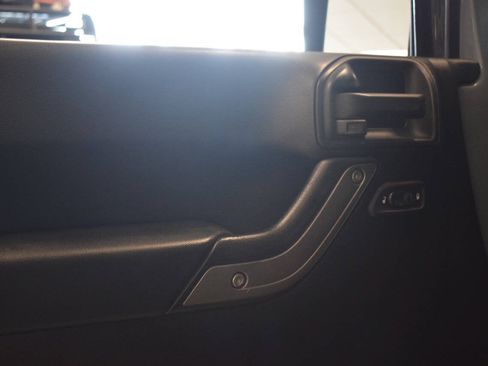 Used 2014 Jeep Wrangler Unlimited Sport w/ Quick Order Package 24S AWD/4WD image 85