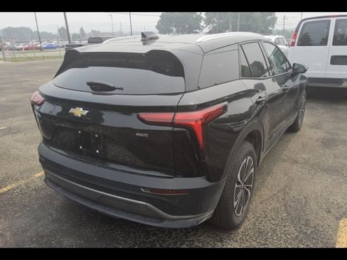 Used 2024 Chevrolet Blazer EV LT AWD/4WD image 5