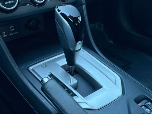 Used 2020 Subaru Crosstrek 2.0i Premium image 32