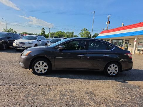 Used 2013 Nissan Sentra SV FWD image 4